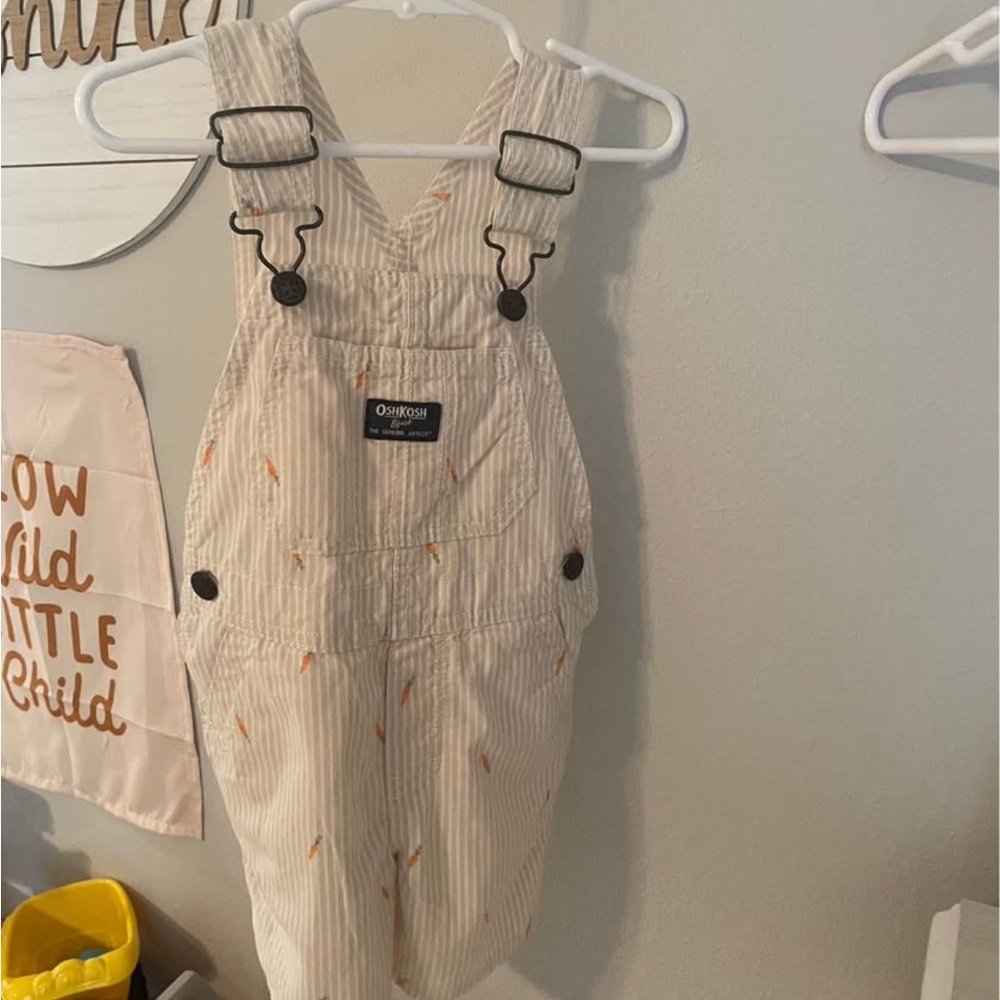 NWOT 2T Easter White Overalls